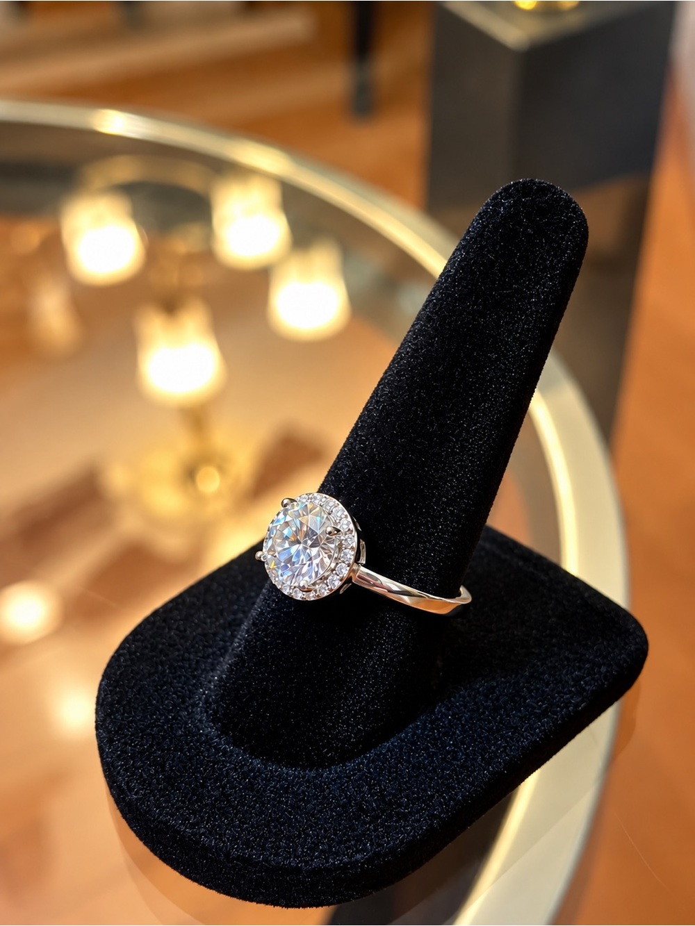 💎 2.20 CTW Round Halo Genuine Moissanite Ring – Size 7